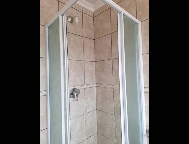 2 BEDROOM PROPERTY TO RENT IN RANDFONTEIN CENTRAL